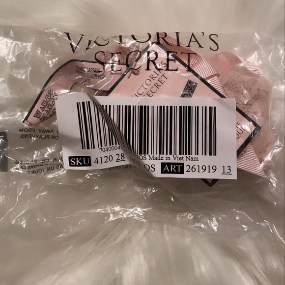 Victoria Secret Panties - Picture 2 of 9